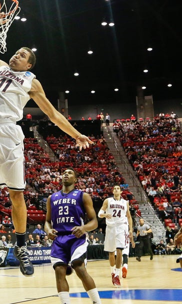 No. 1 Arizona survives test from Weber State